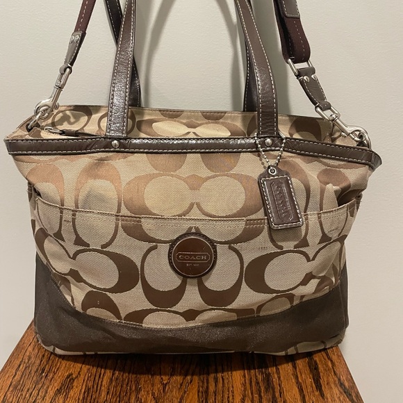 Coach Brown Signature Tote Bag And Makeup Bag - Picture 2 of 15